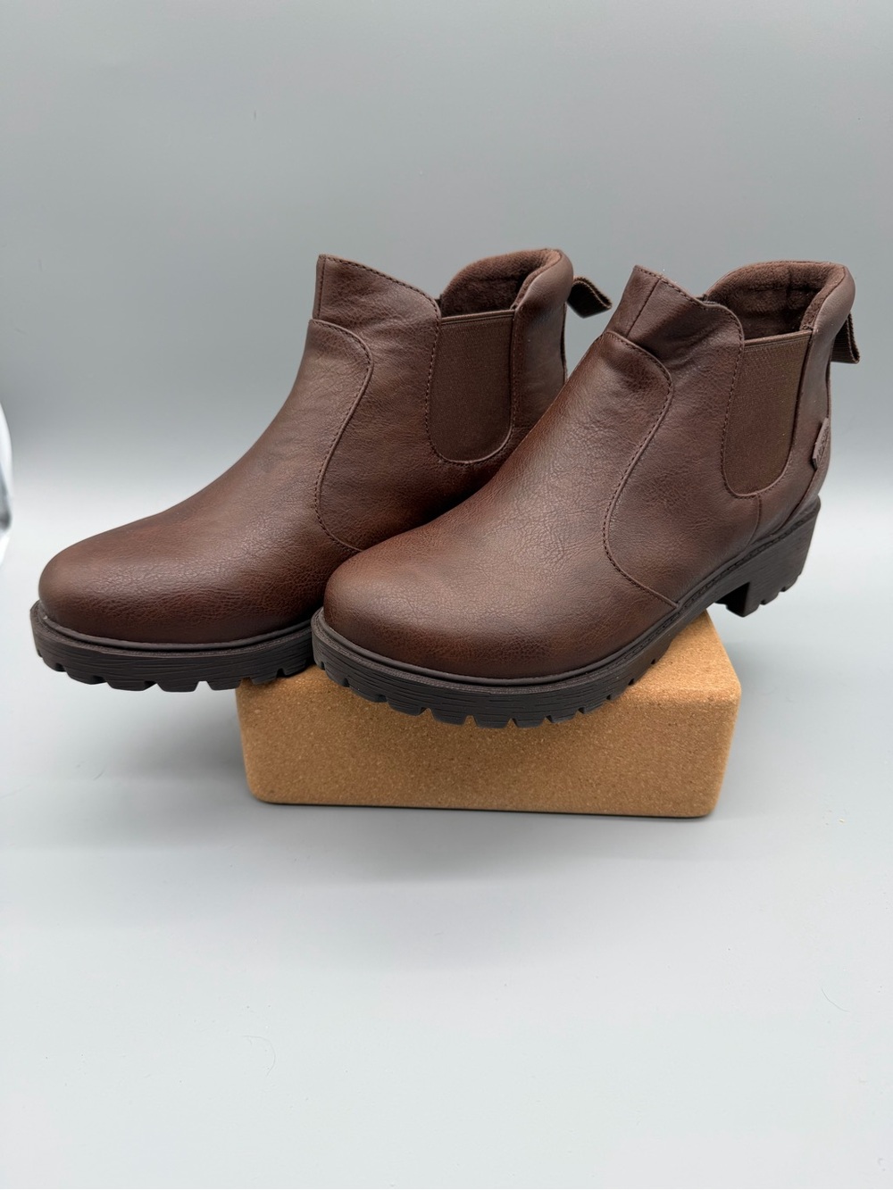Women’s US 10.5-11 EU 41 Alegria Rowen Leather Ankle Boots NEW